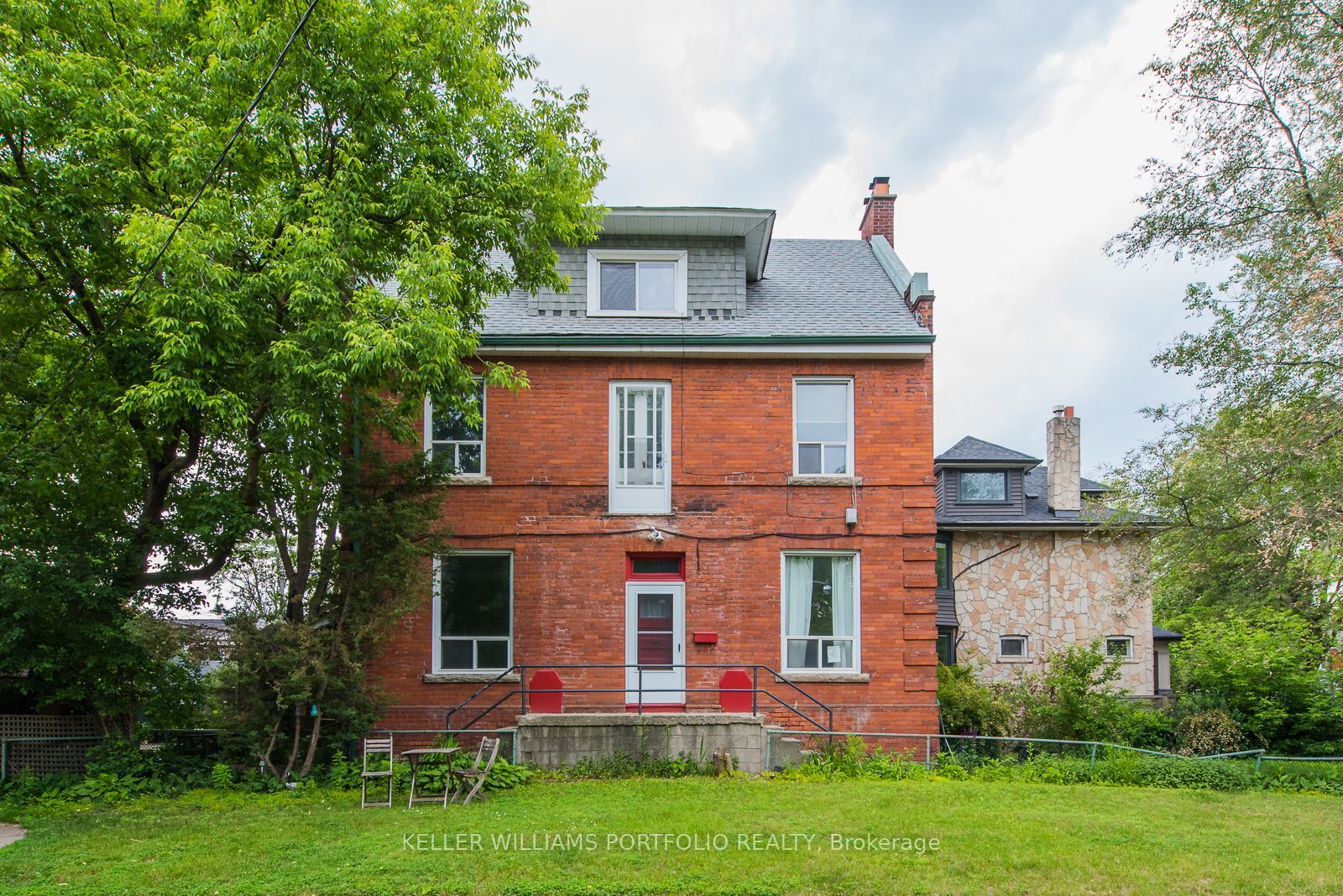 254 Evelyn Avenue Property Photo 1