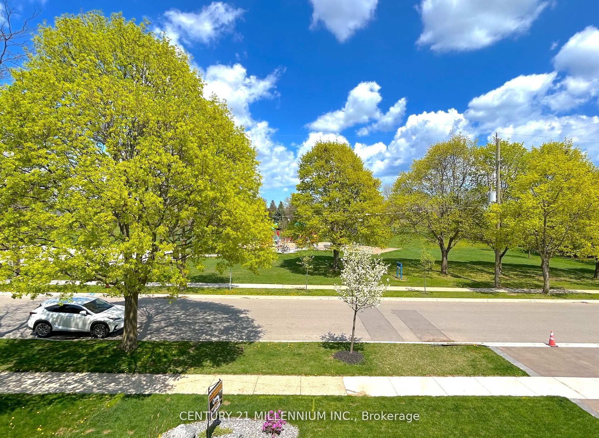 318 Tuck Drive Property Photo 4