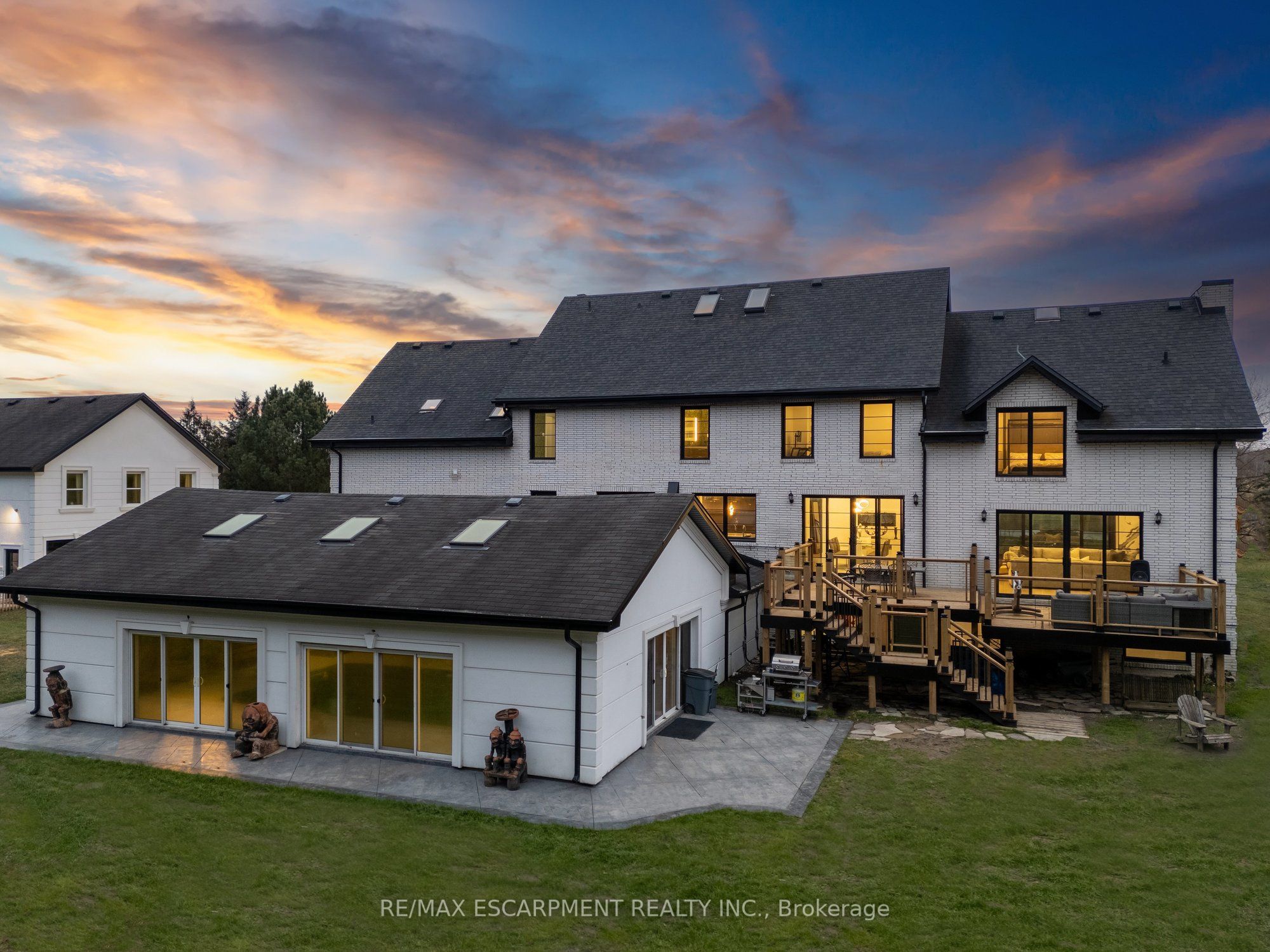 12199 Guelph Line Property Photo 3