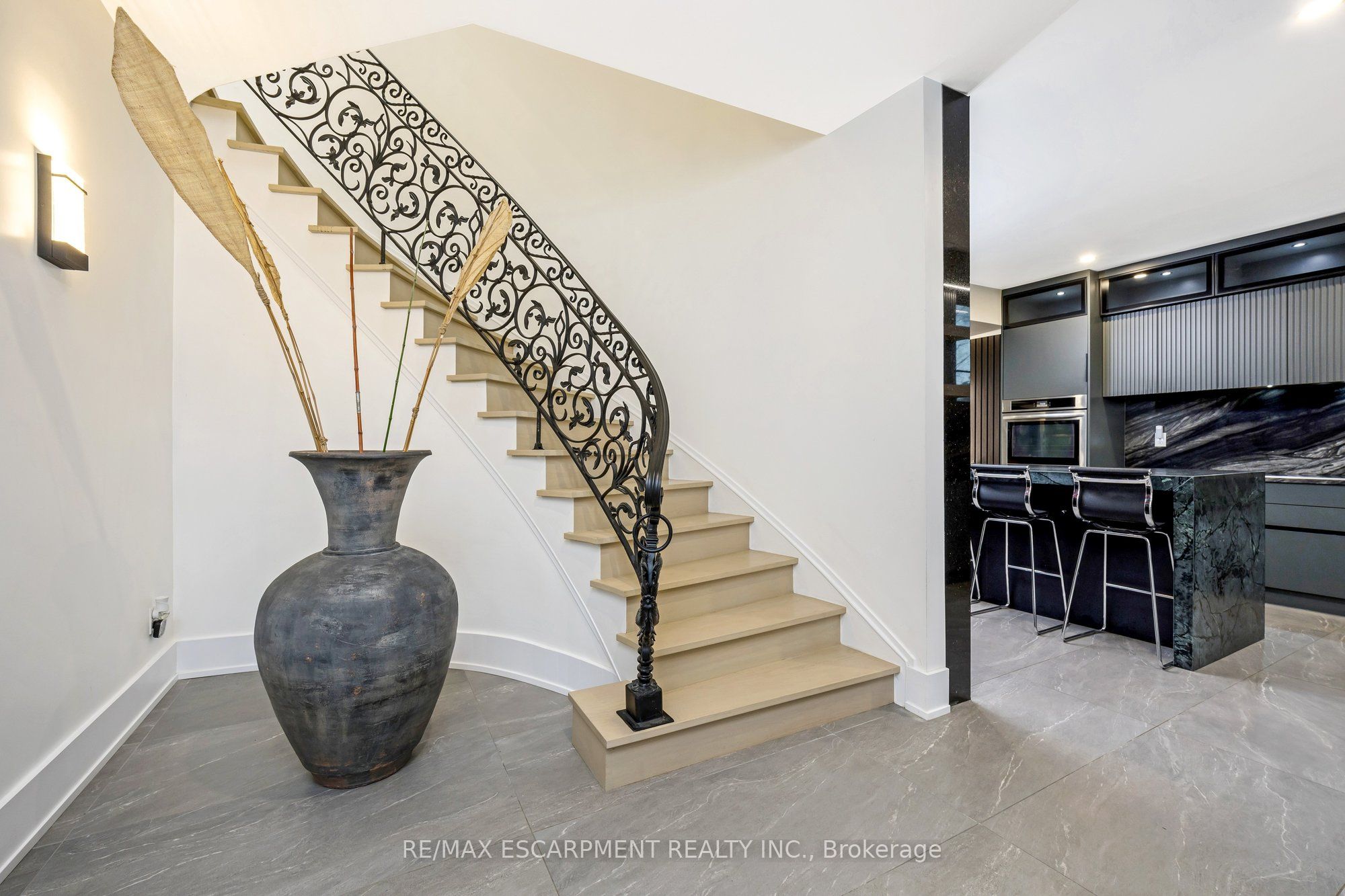 12199 Guelph Line Property Photo 32