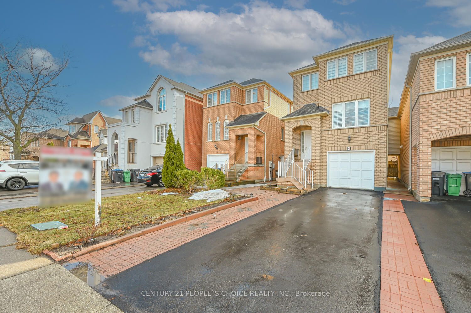 4 Domenico Crescent Property Photo 2