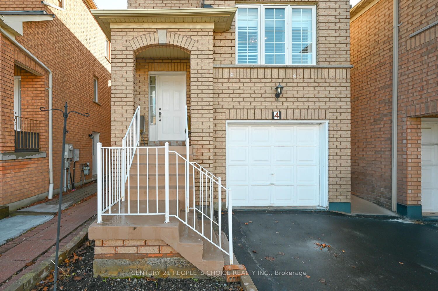 4 Domenico Crescent Property Photo 5