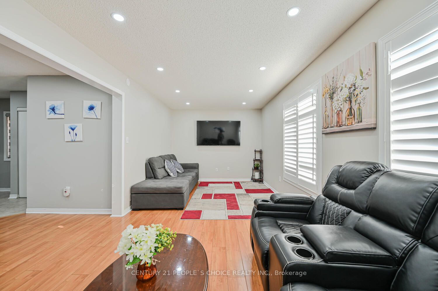 4 Domenico Crescent Property Photo 9