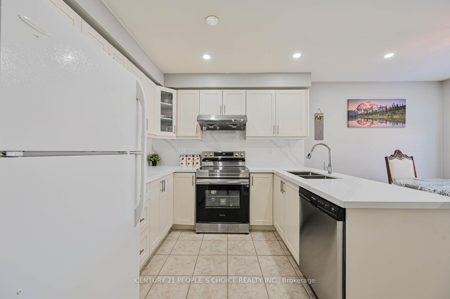 4 Domenico Crescent Property Photo 16