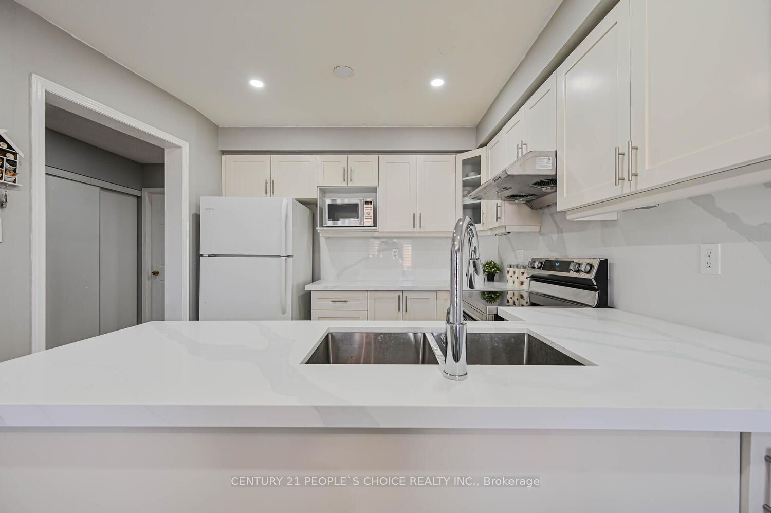 4 Domenico Crescent Property Photo 20