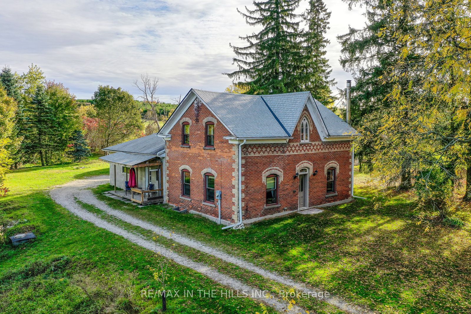 20643 Kennedy Road Property Photo 1