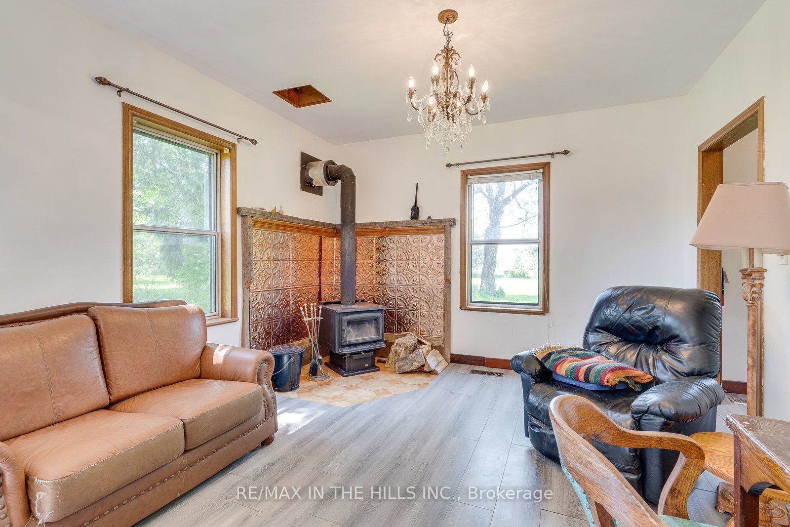 20643 Kennedy Road Property Photo 10