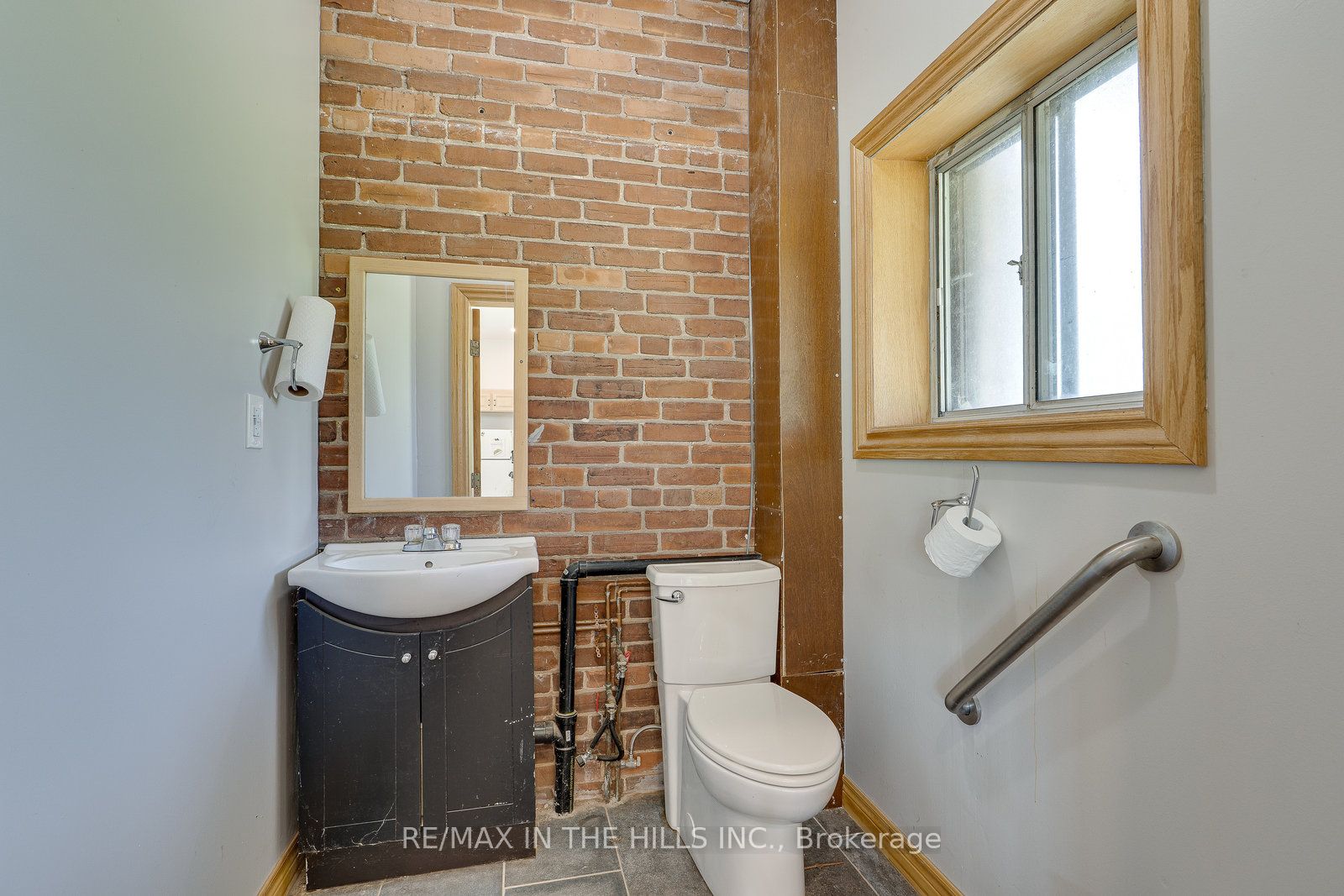 20643 Kennedy Road Property Photo 14