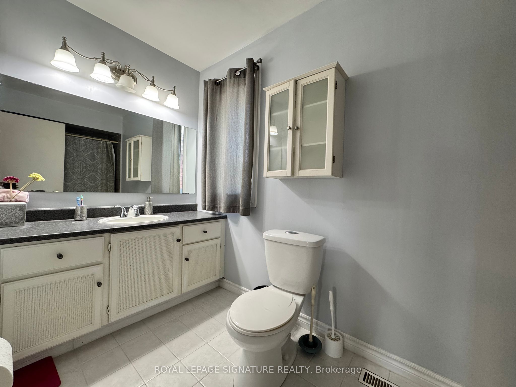 5 Kintyre Street Property Photo 12