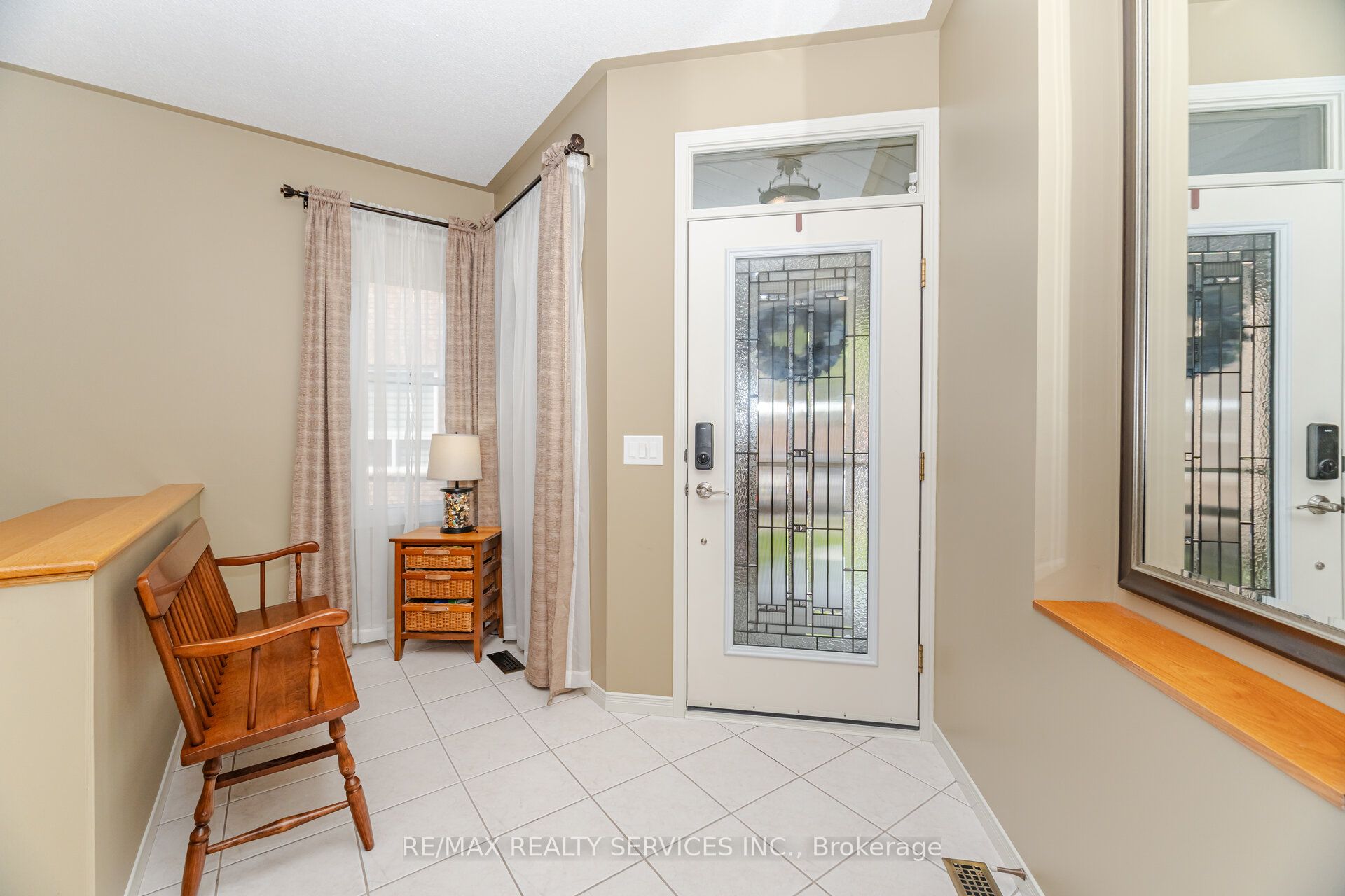 8 Inwood Place Property Photo 4