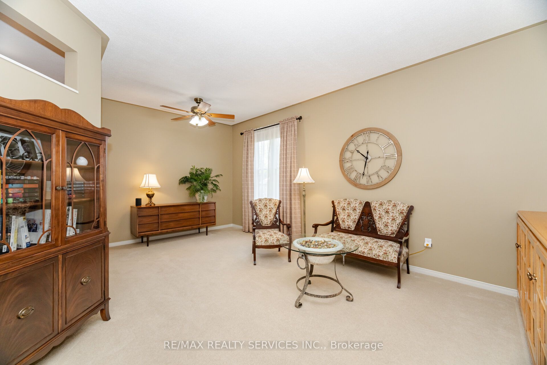 8 Inwood Place Property Photo 7