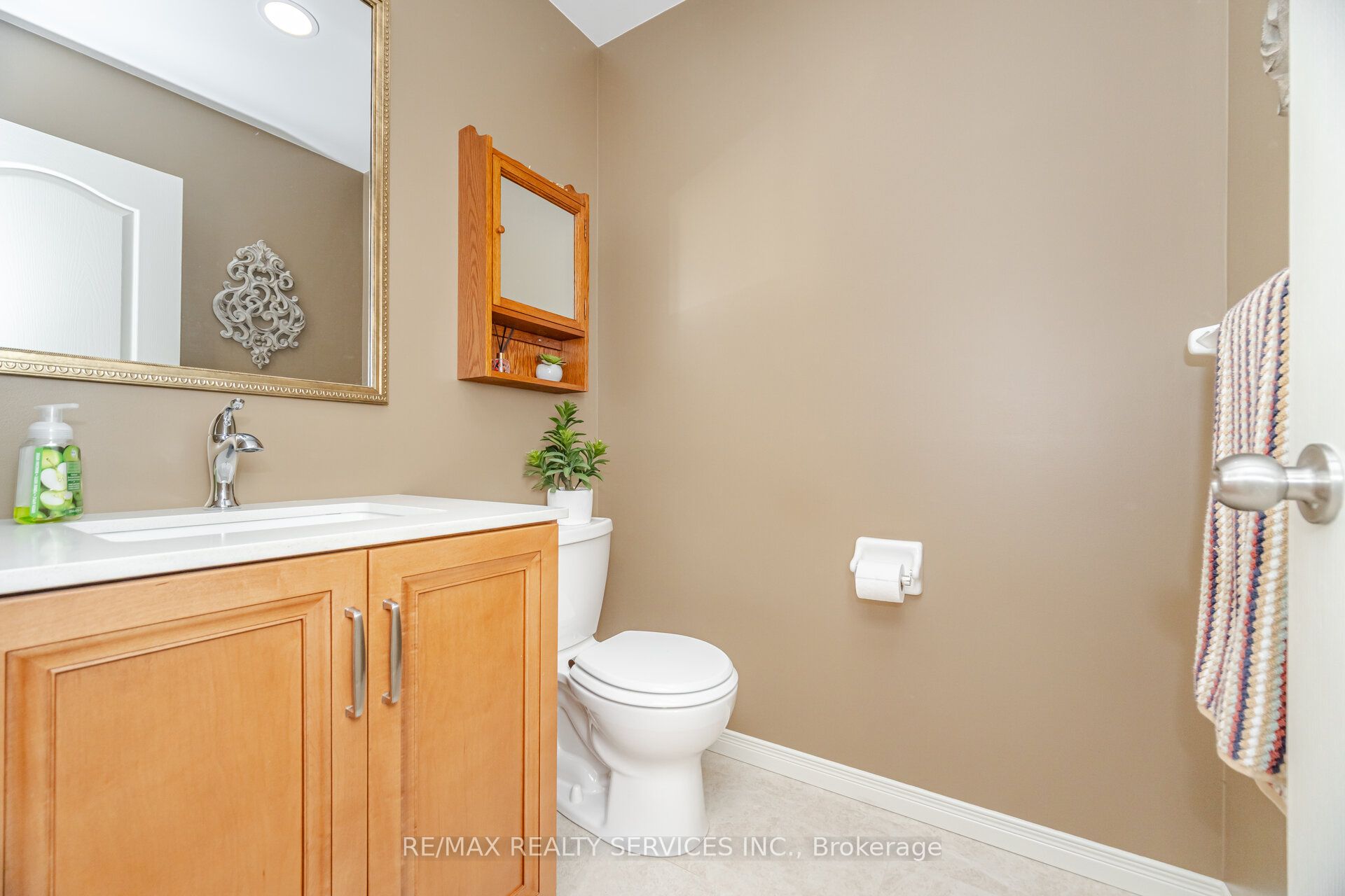 8 Inwood Place Property Photo 15