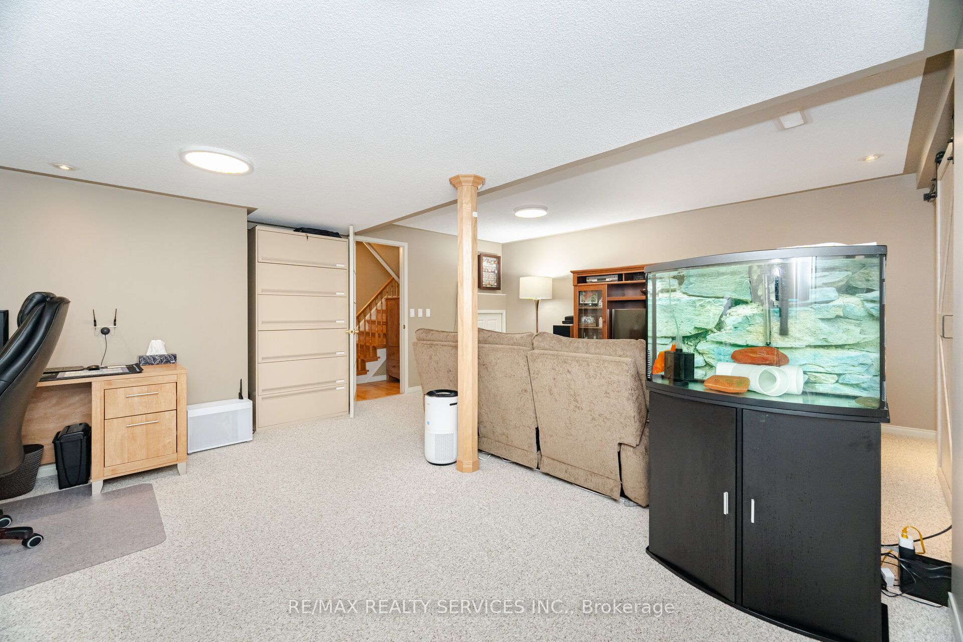 8 Inwood Place Property Photo 31