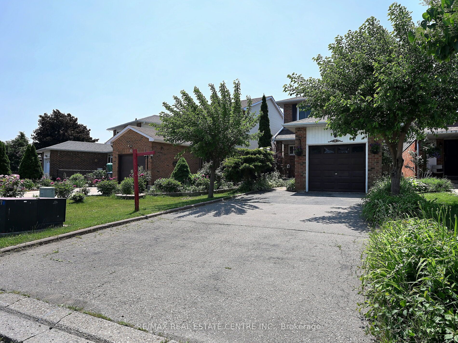 8 Stephensen Court Property Photo 1