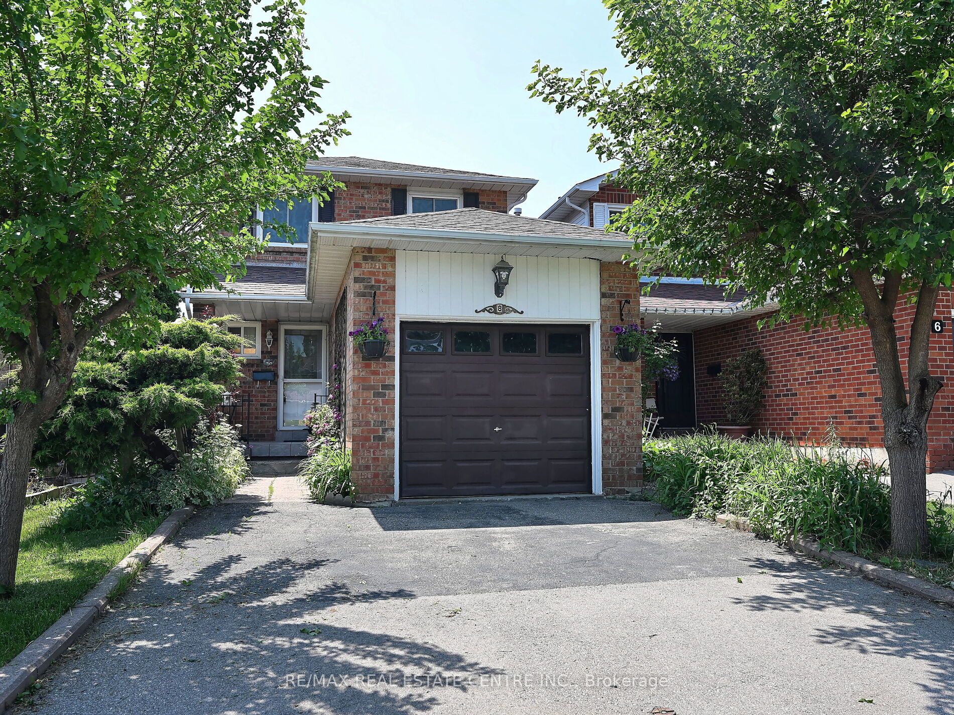 8 Stephensen Court Property Photo 2