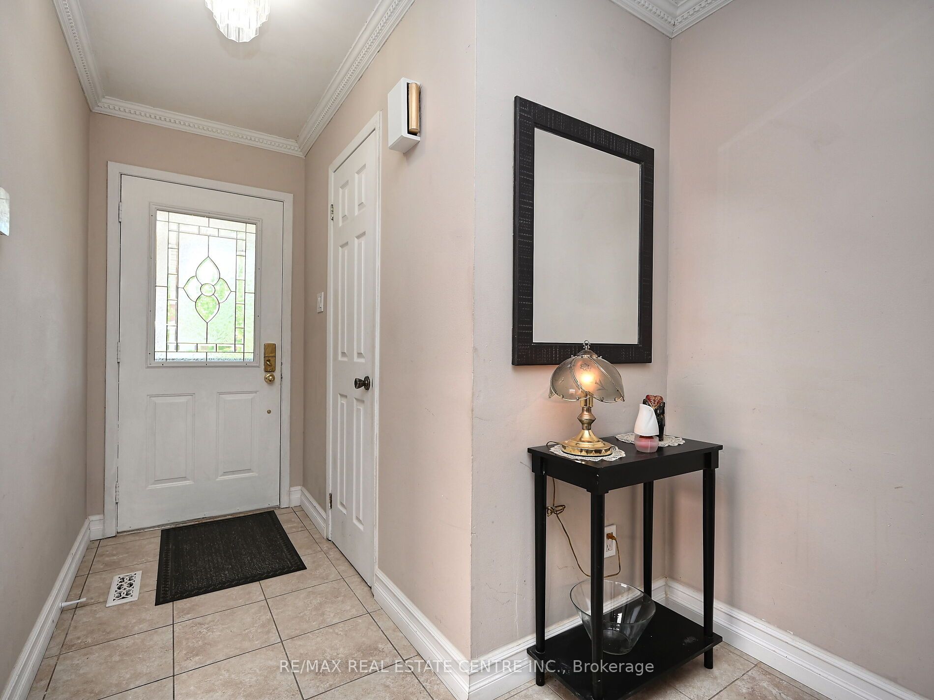 8 Stephensen Court Property Photo 6