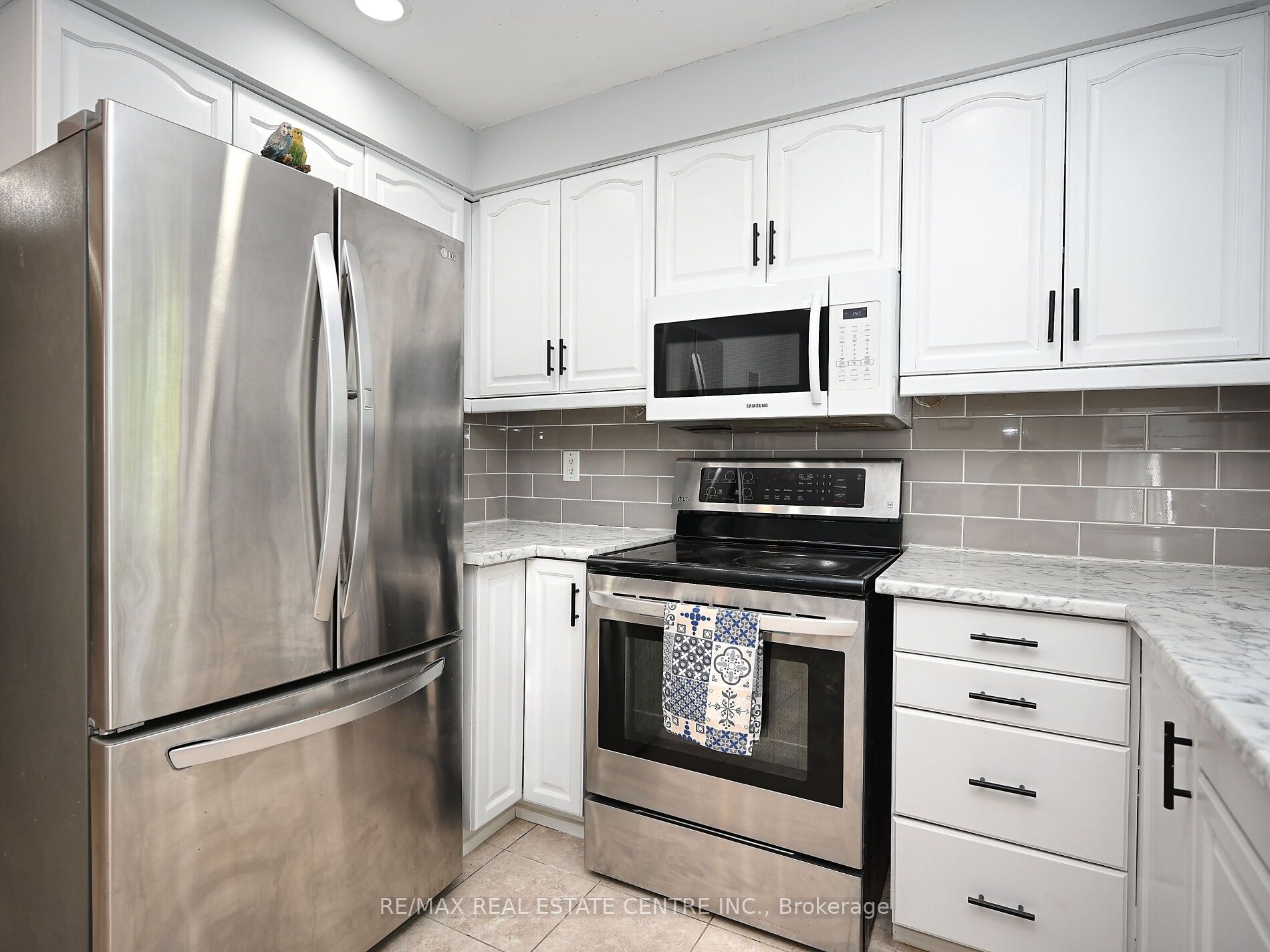 8 Stephensen Court Property Photo 19