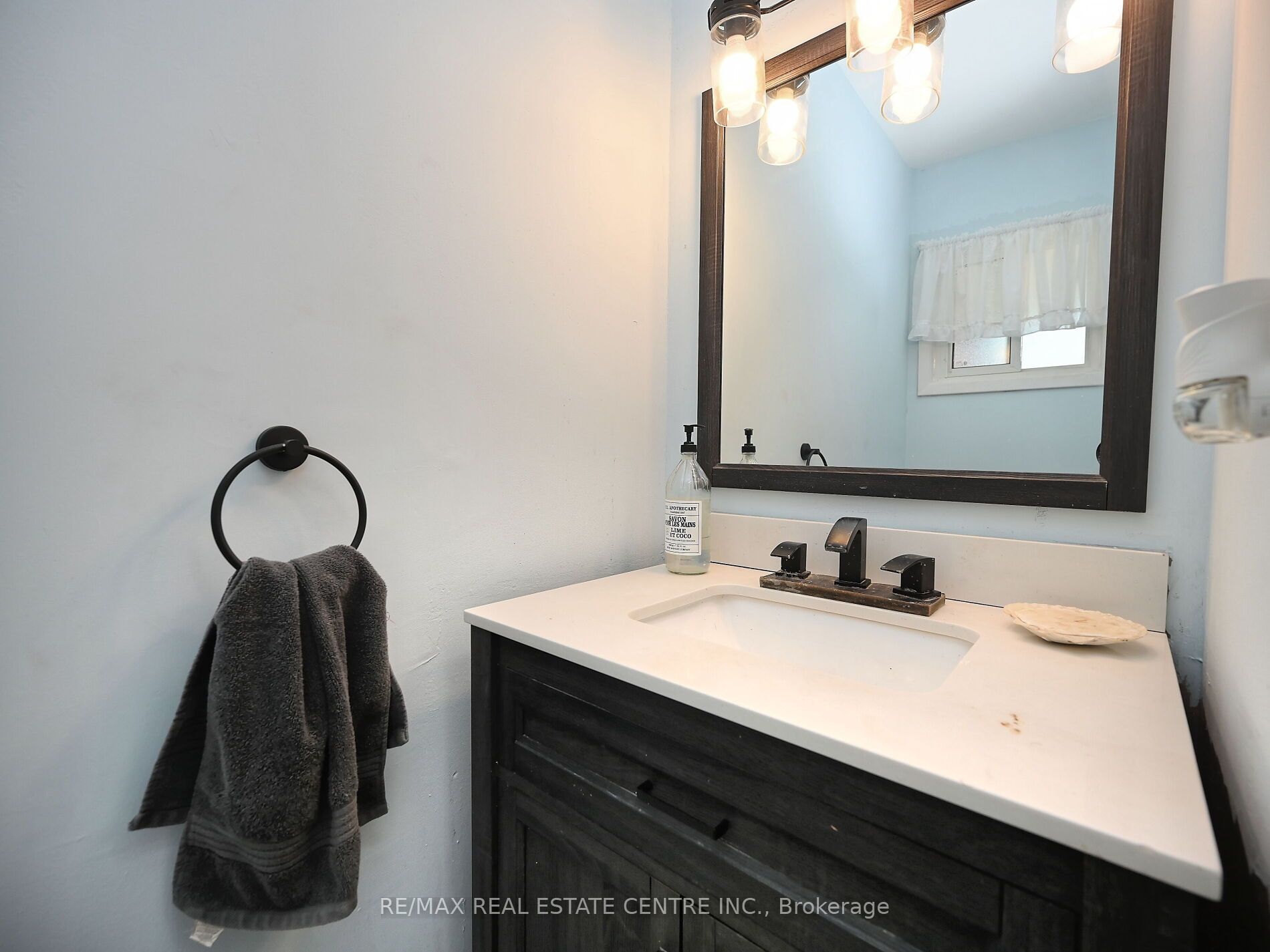 8 Stephensen Court Property Photo 22