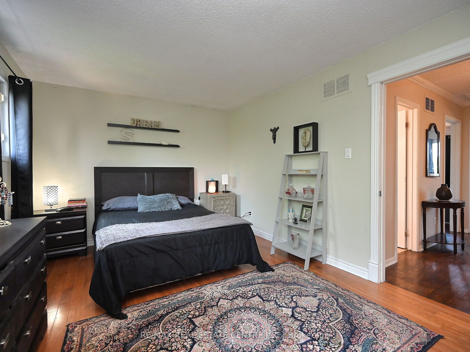 8 Stephensen Court Property Photo 25