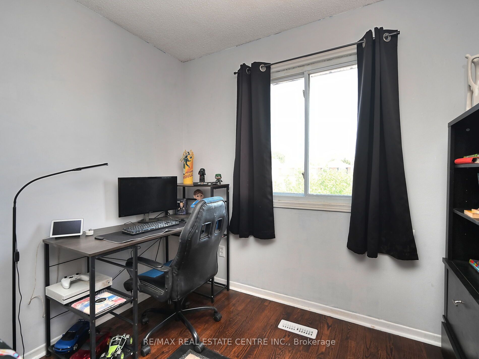 8 Stephensen Court Property Photo 30