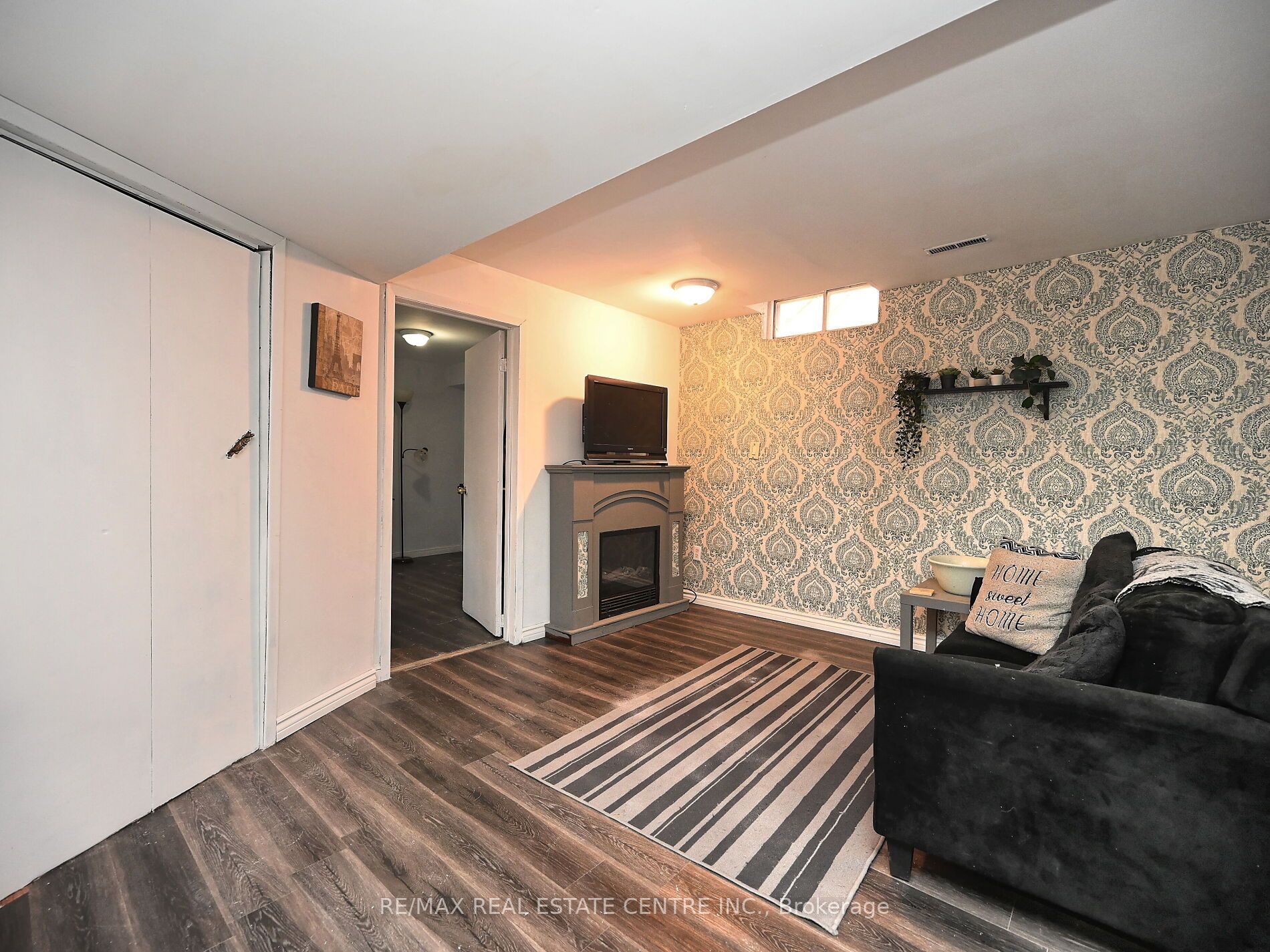 8 Stephensen Court Property Photo 39