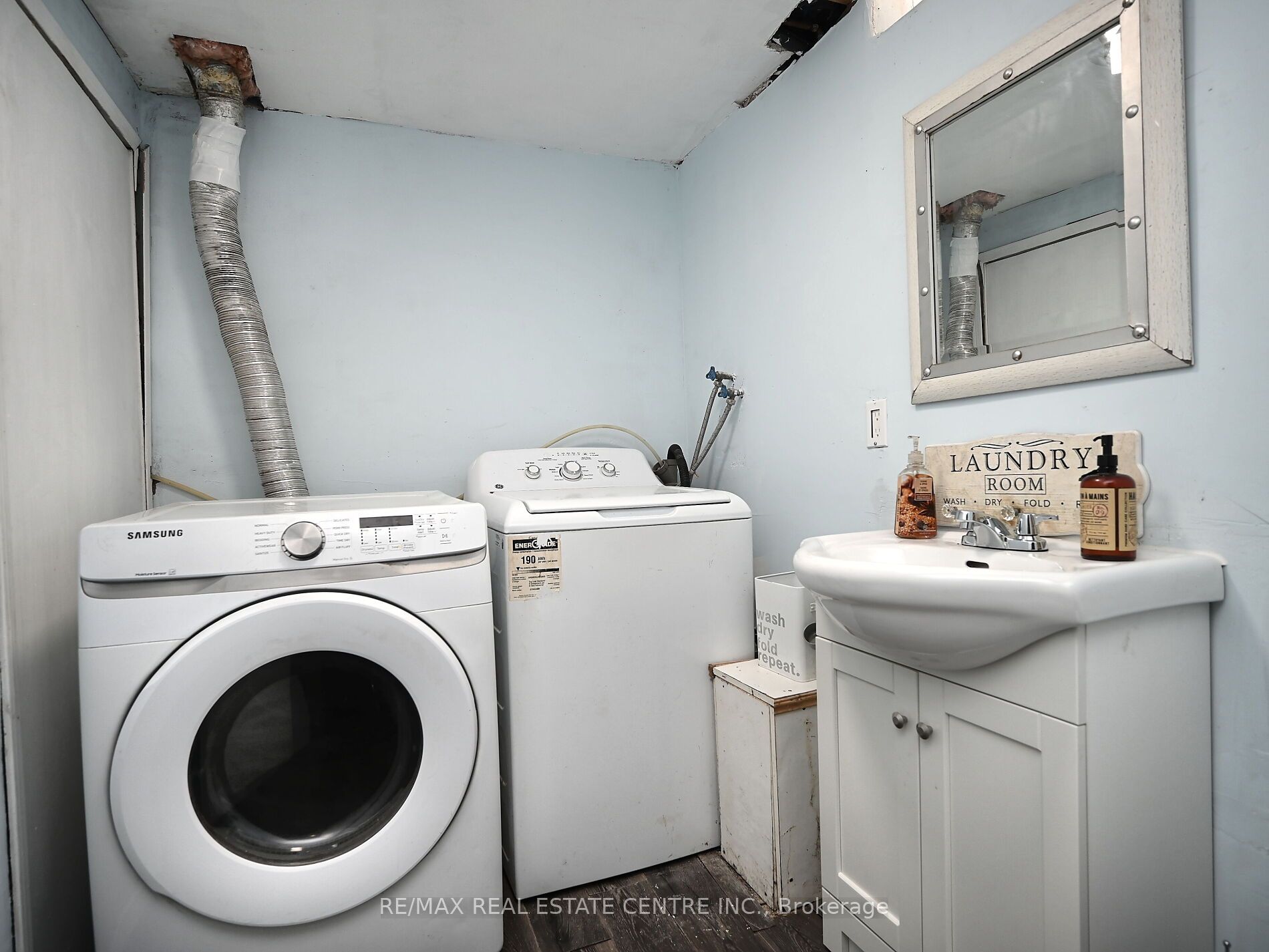 8 Stephensen Court Property Photo 44