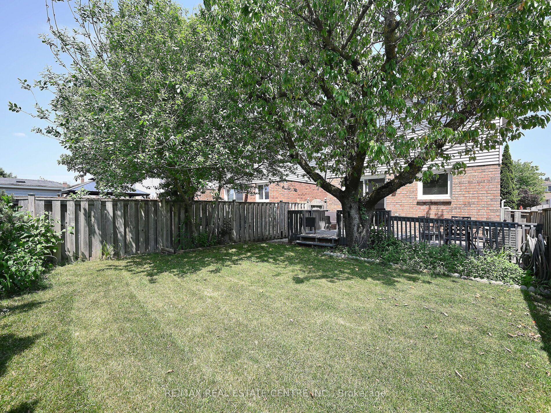 8 Stephensen Court Property Photo 45