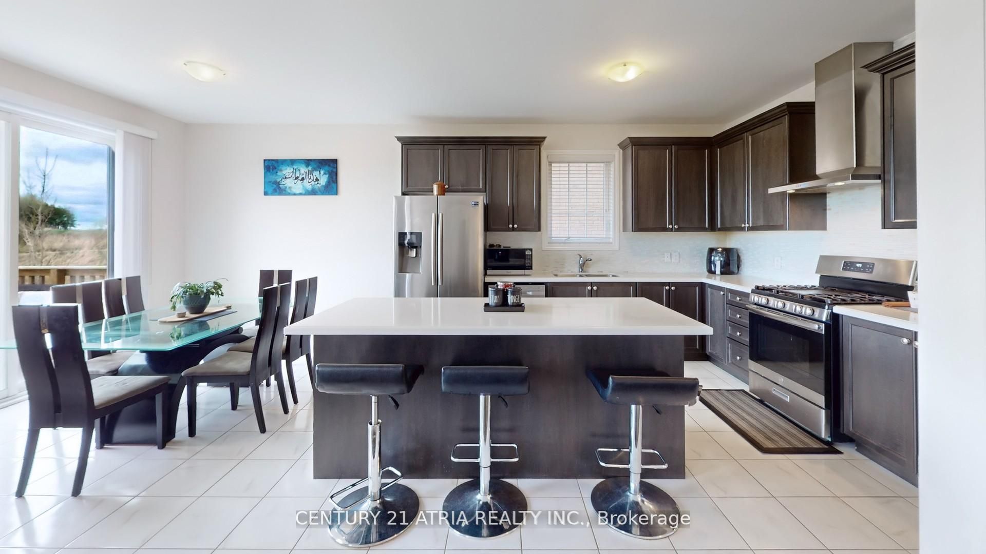 101 Bonnieglen Farm Boulevard Property Photo 10
