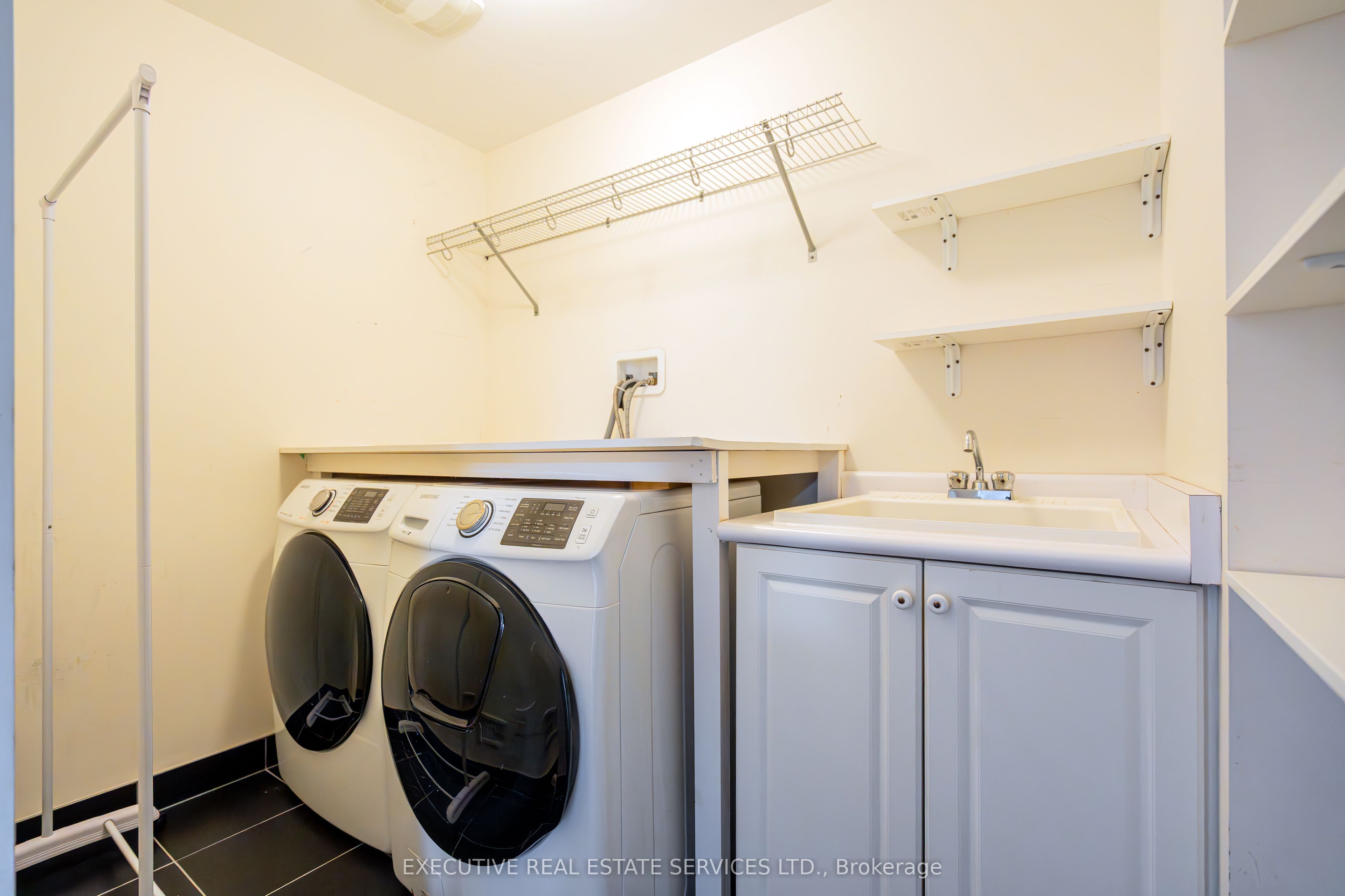 255 Buick Boulevard Property Photo 30