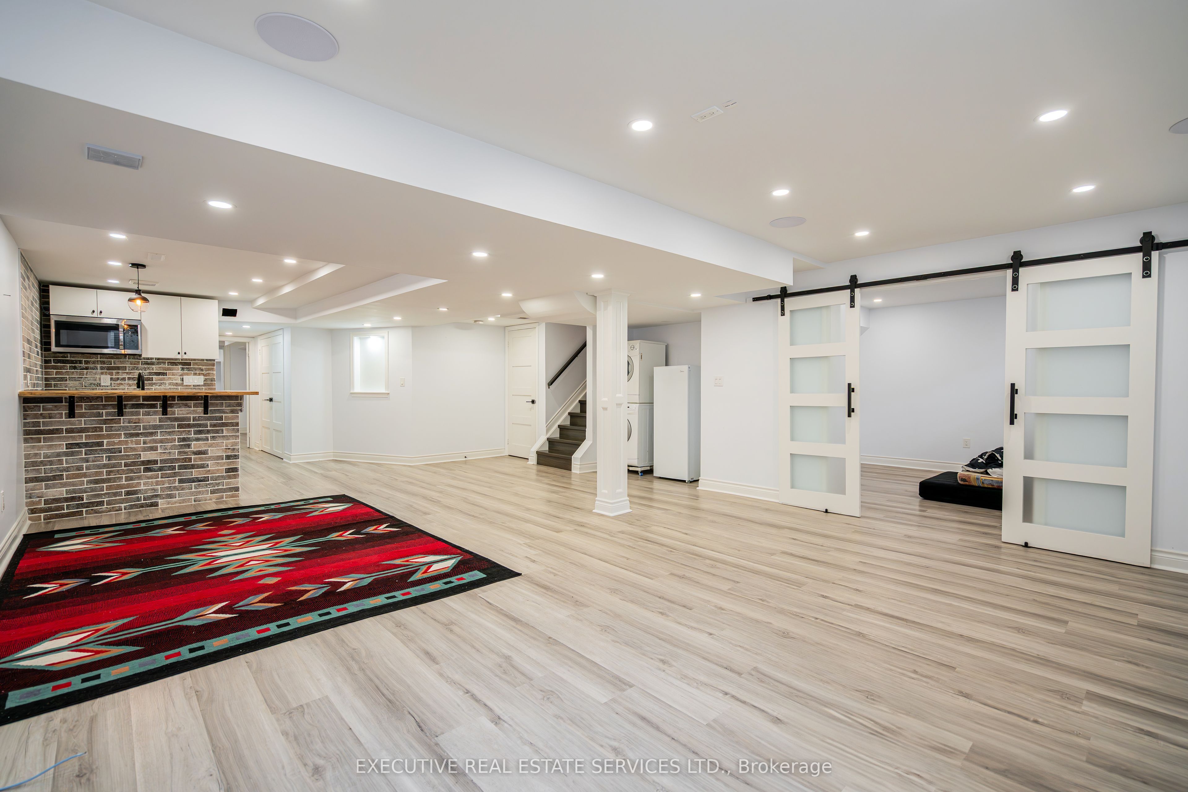 255 Buick Boulevard Property Photo 32