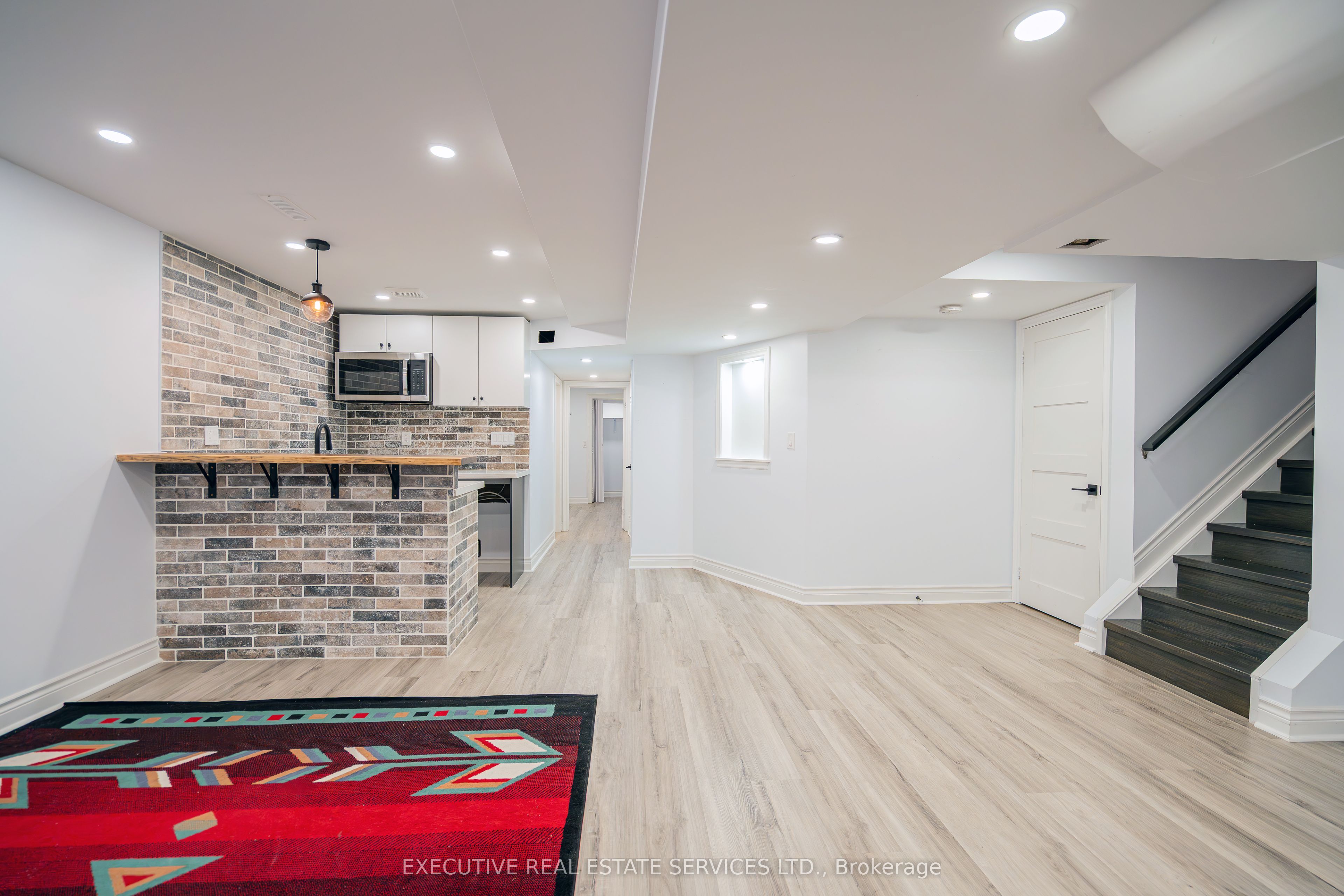 255 Buick Boulevard Property Photo 35