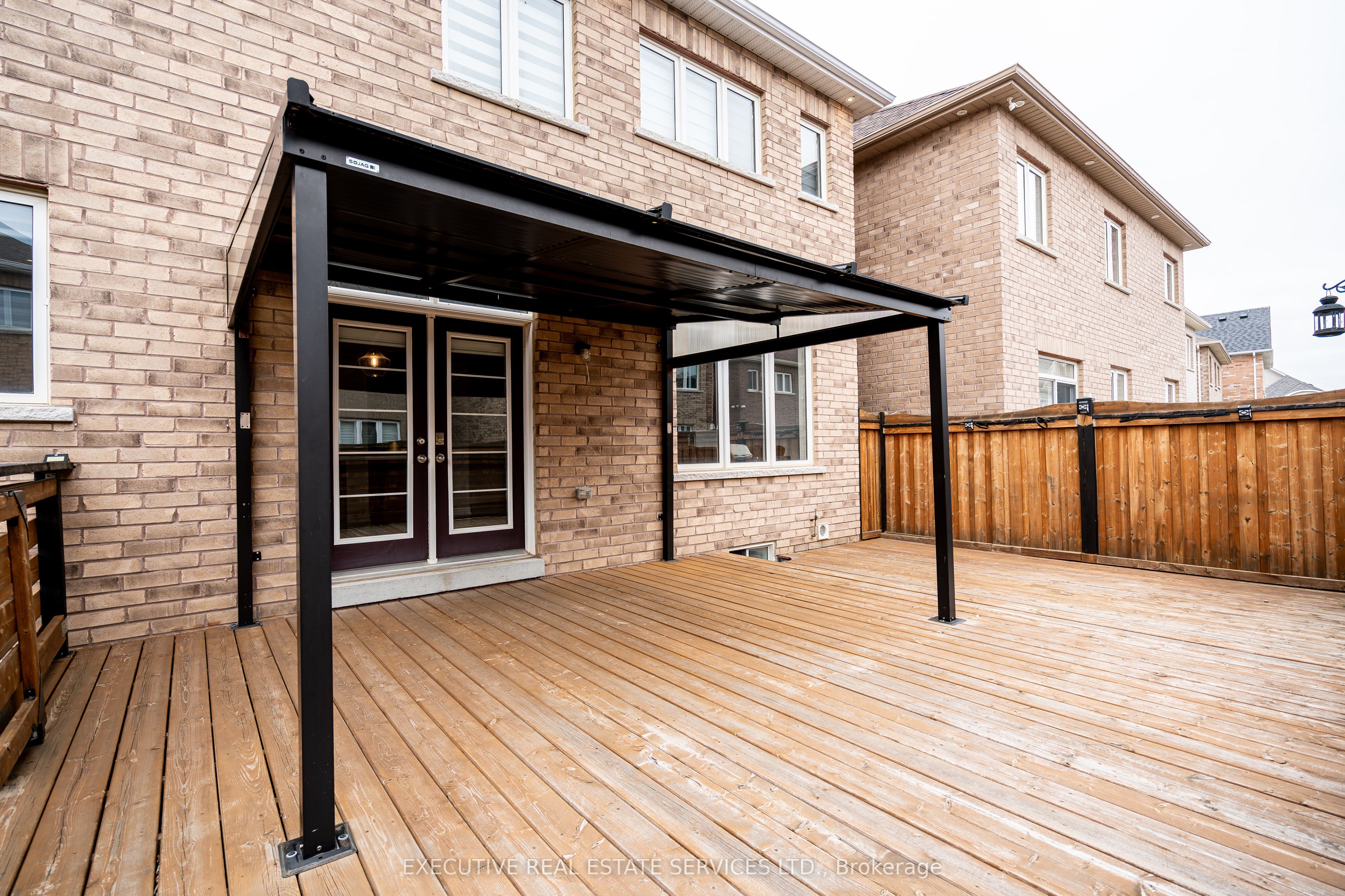 255 Buick Boulevard Property Photo 39