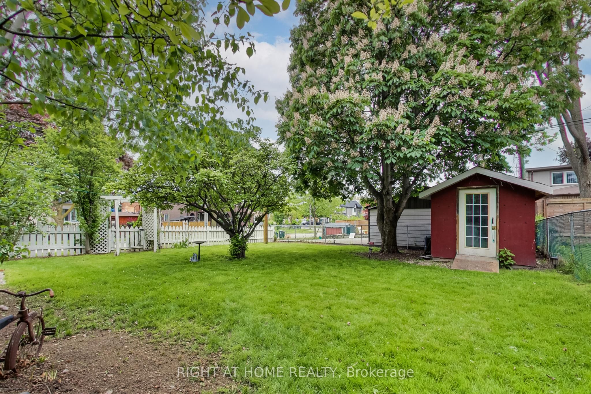 69 Lilac Avenue Property Photo 33