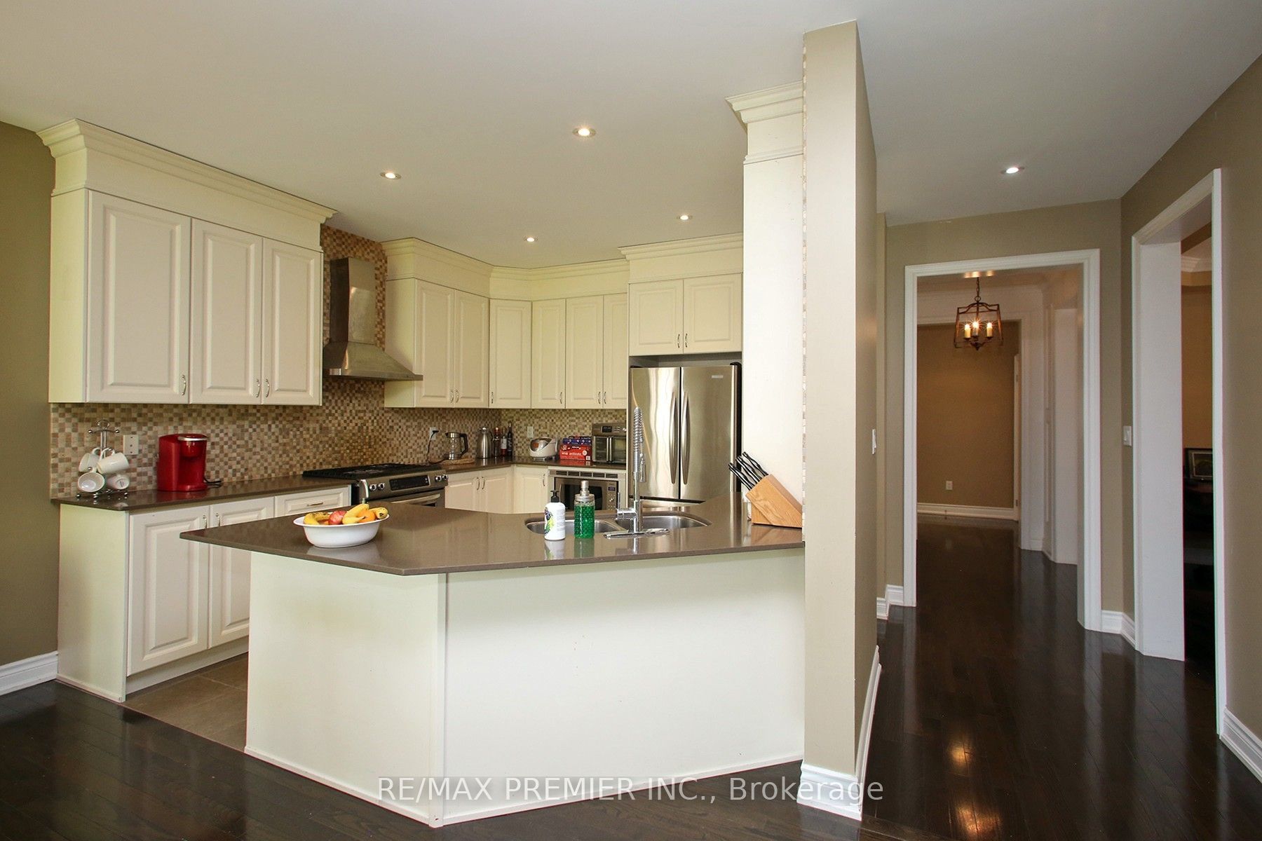 1525 Barbertown Road Property Photo 11