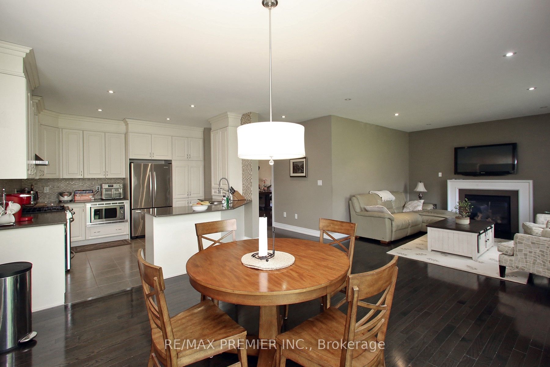 1525 Barbertown Road Property Photo 12