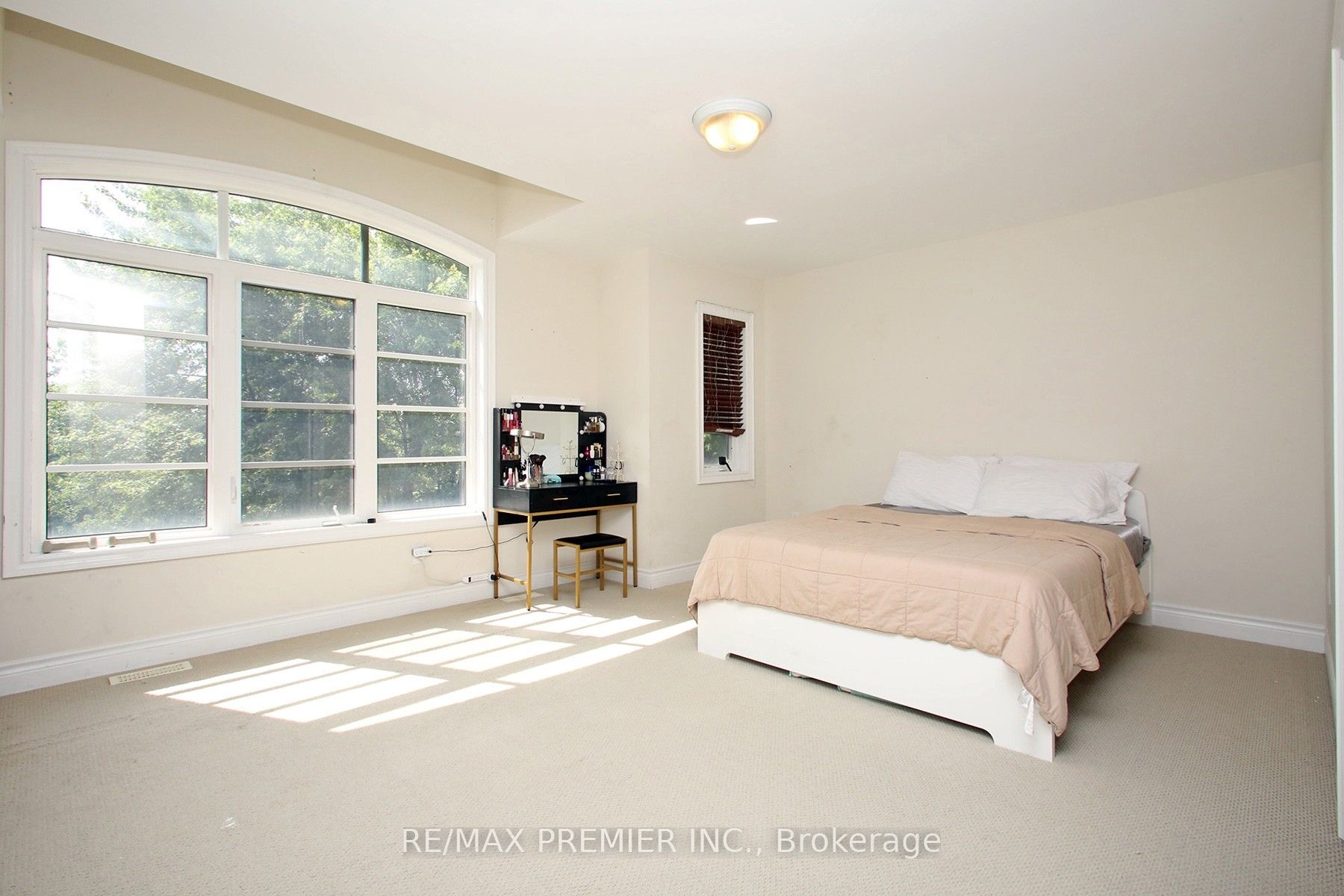 1525 Barbertown Road Property Photo 20
