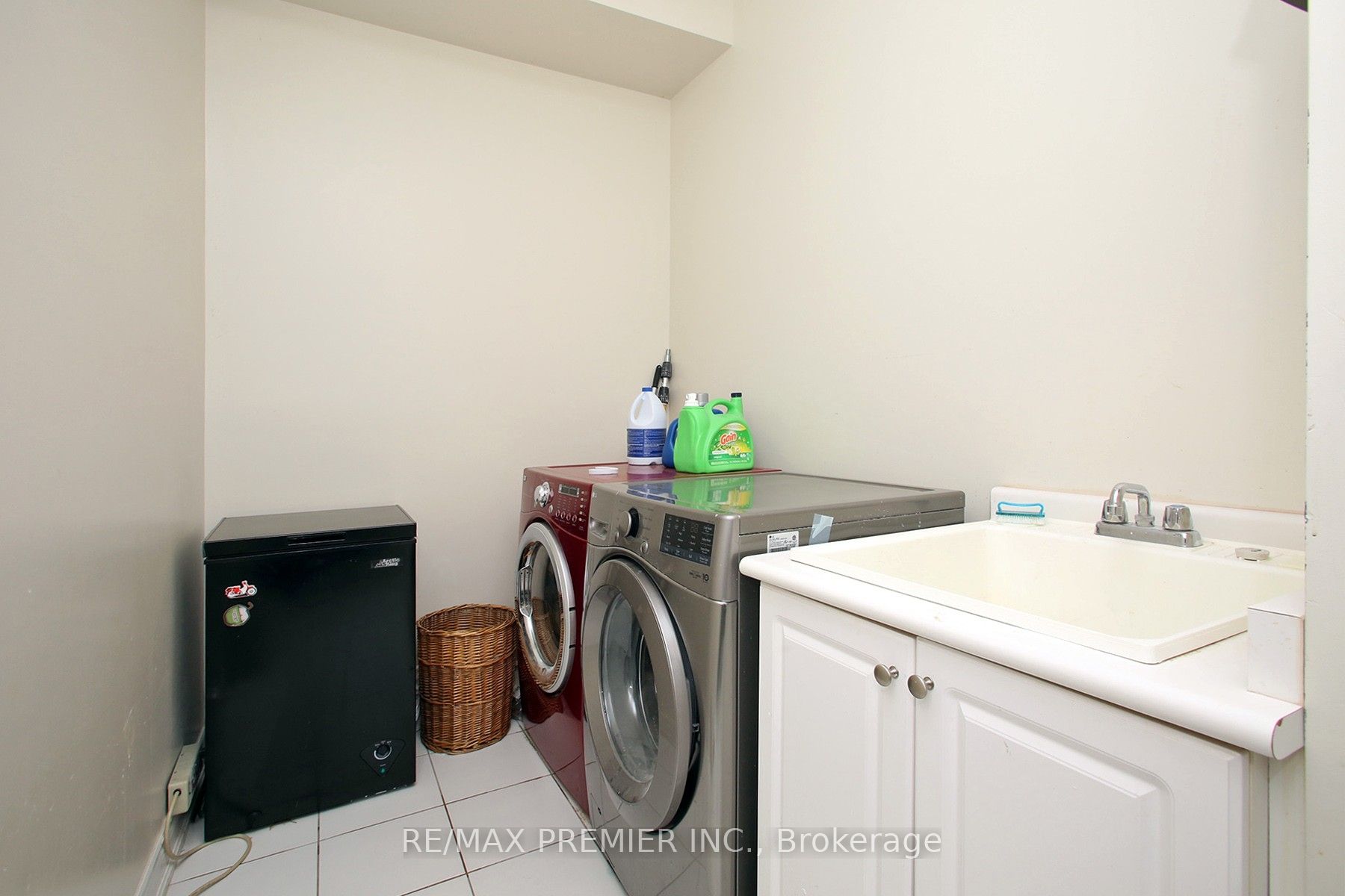 1525 Barbertown Road Property Photo 25