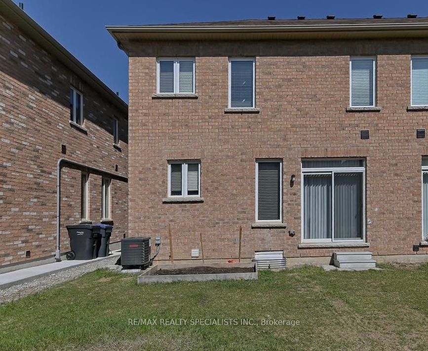 15 Taurus Road Bsmnt Property Photo 2