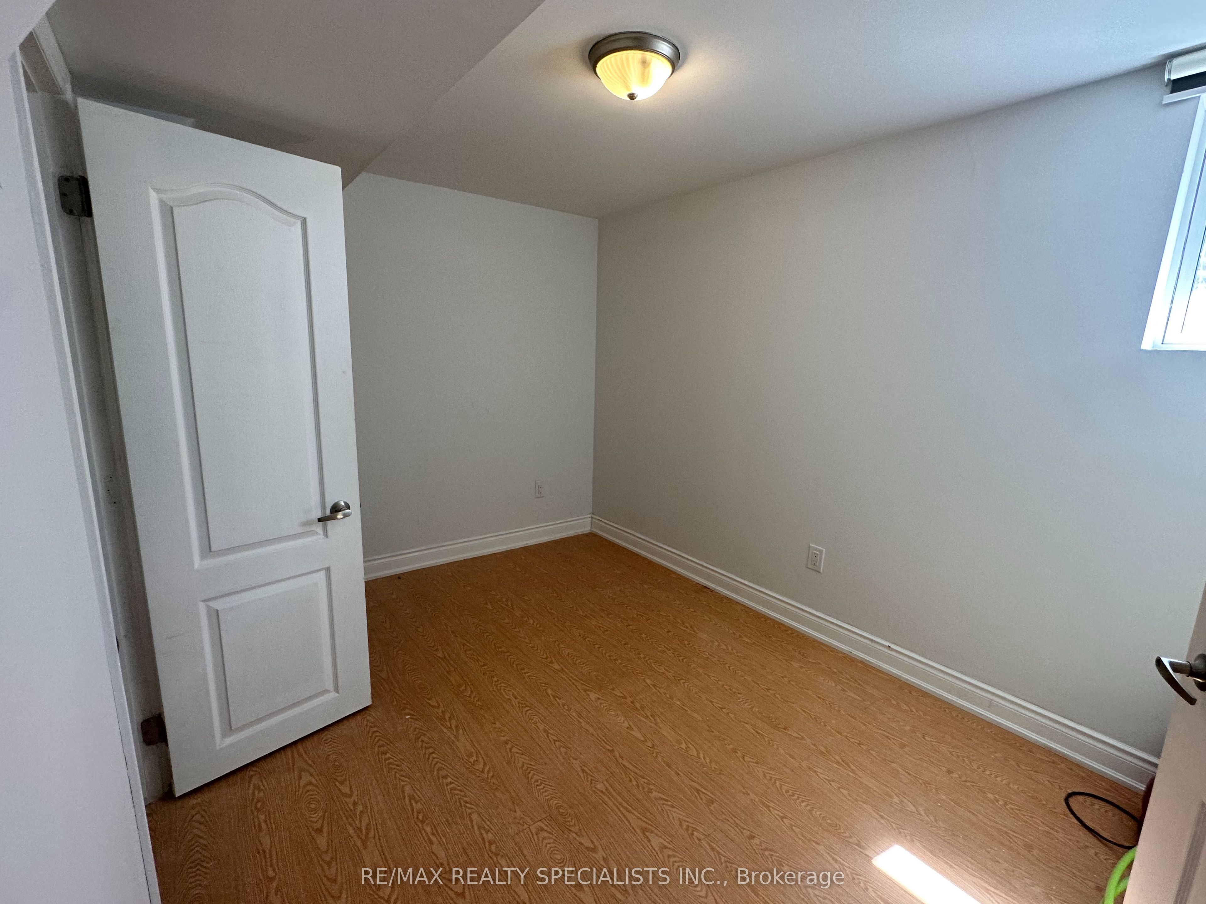 15 Taurus Road Bsmnt Property Photo 6