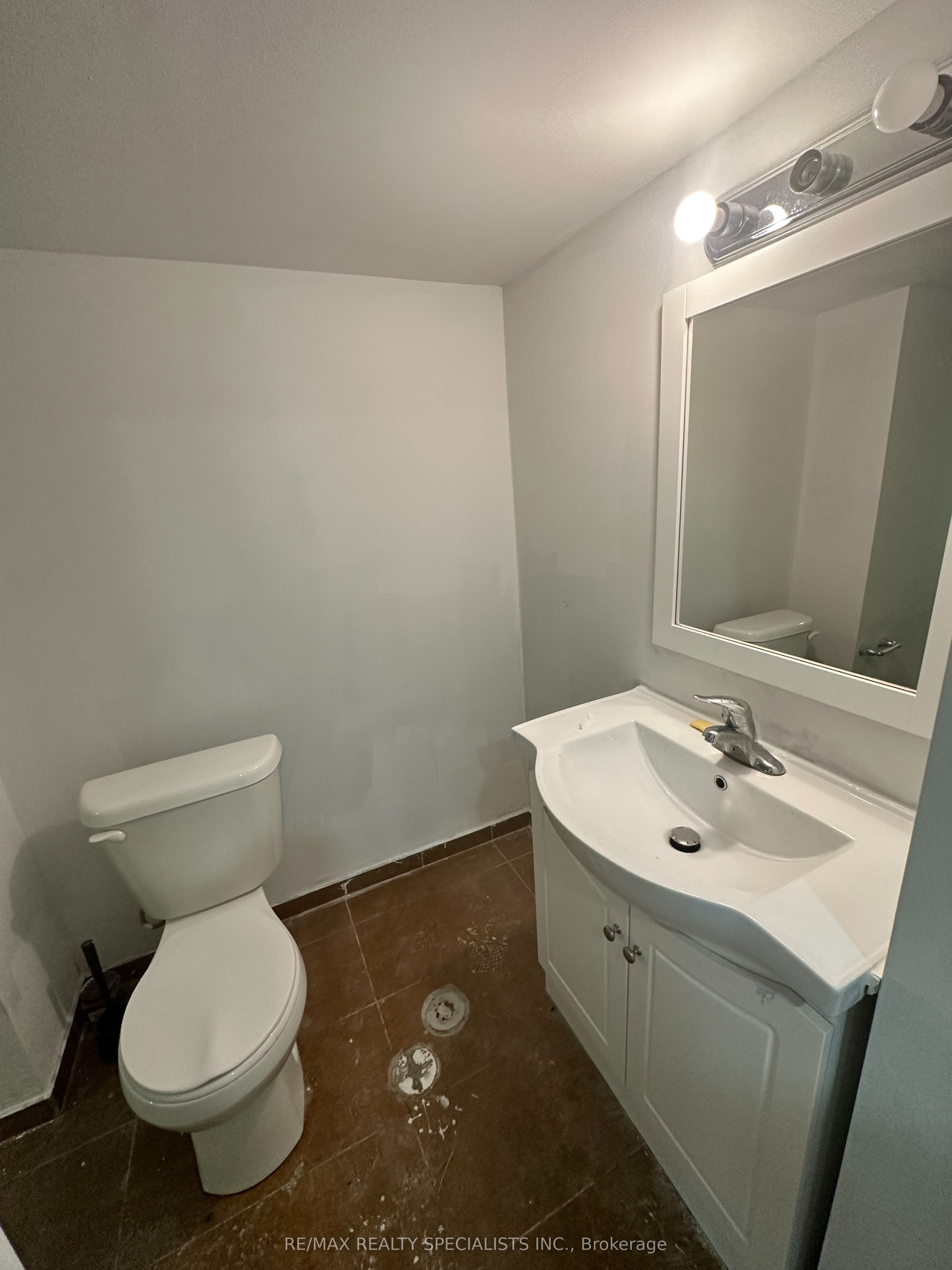 15 Taurus Road Bsmnt Property Photo 11