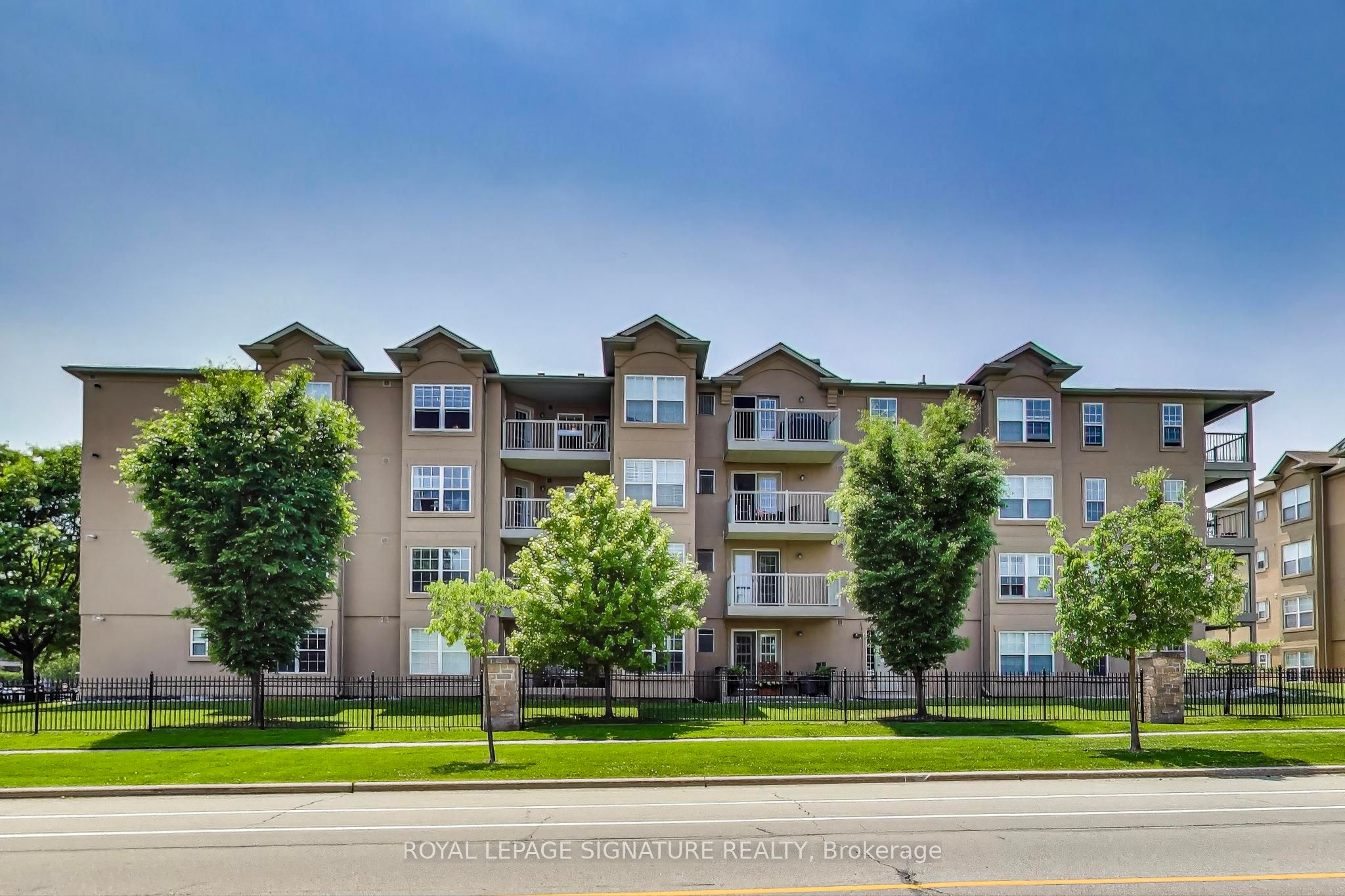 #411 - 1460 Bishops Gate Property Photo 2