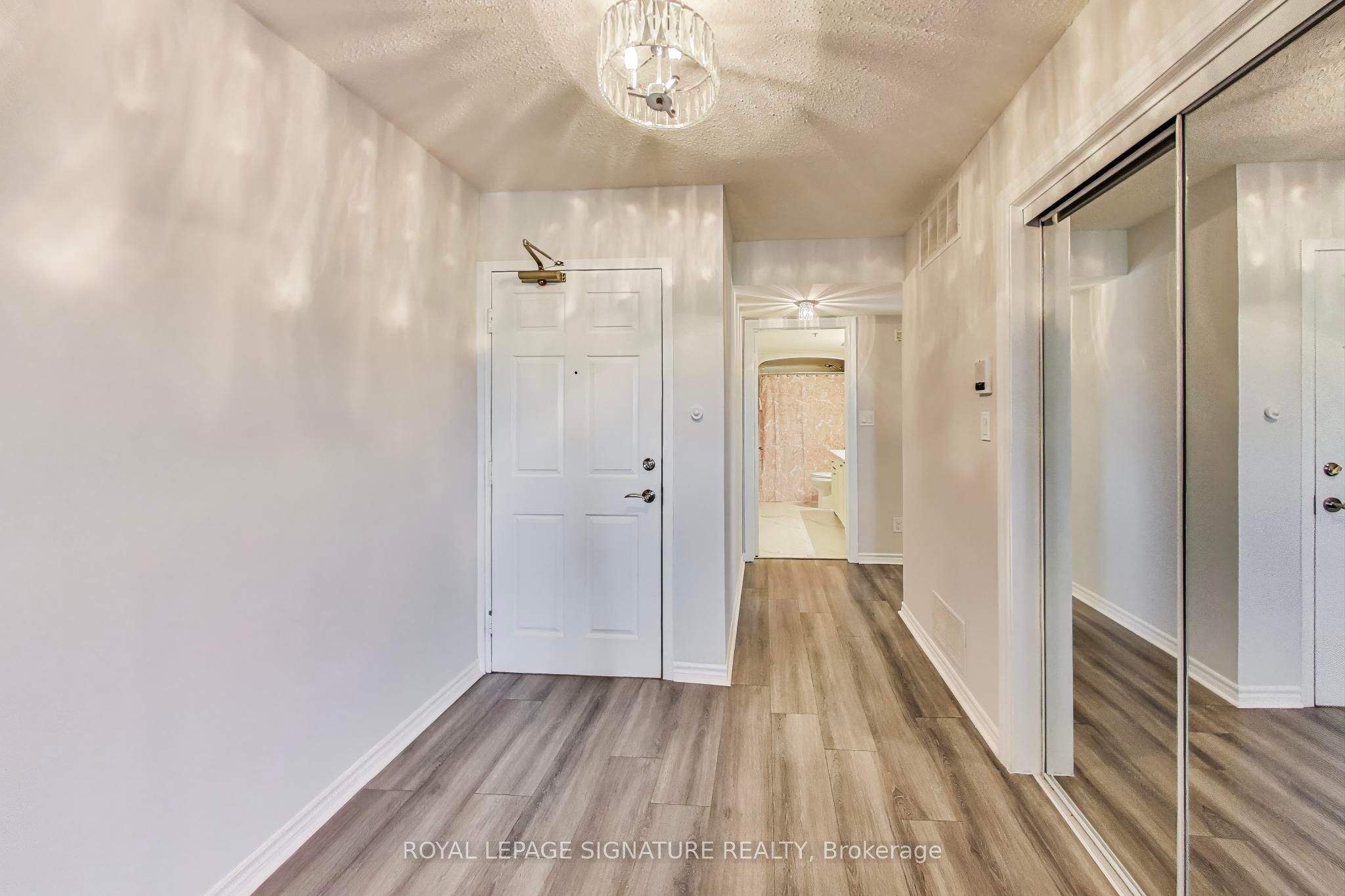 #411 - 1460 Bishops Gate Property Photo 6