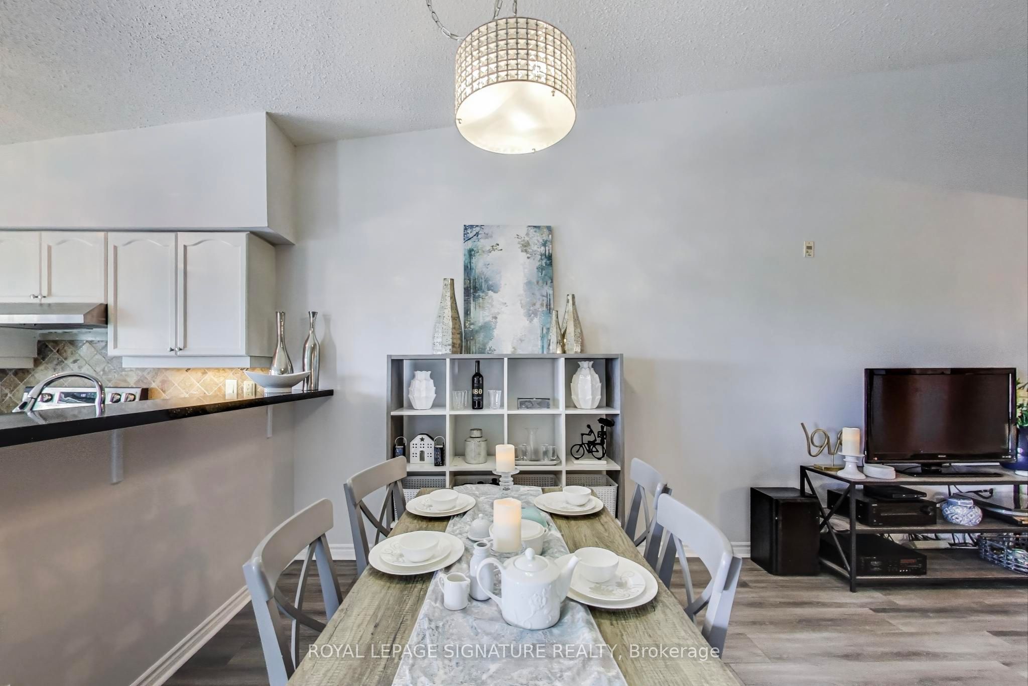 #411 - 1460 Bishops Gate Property Photo 10