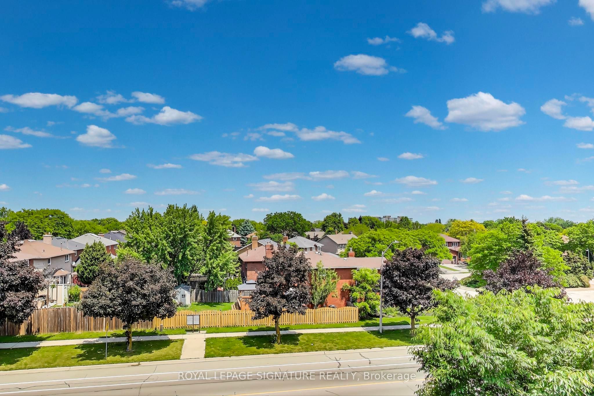 #411 - 1460 Bishops Gate Property Photo 23