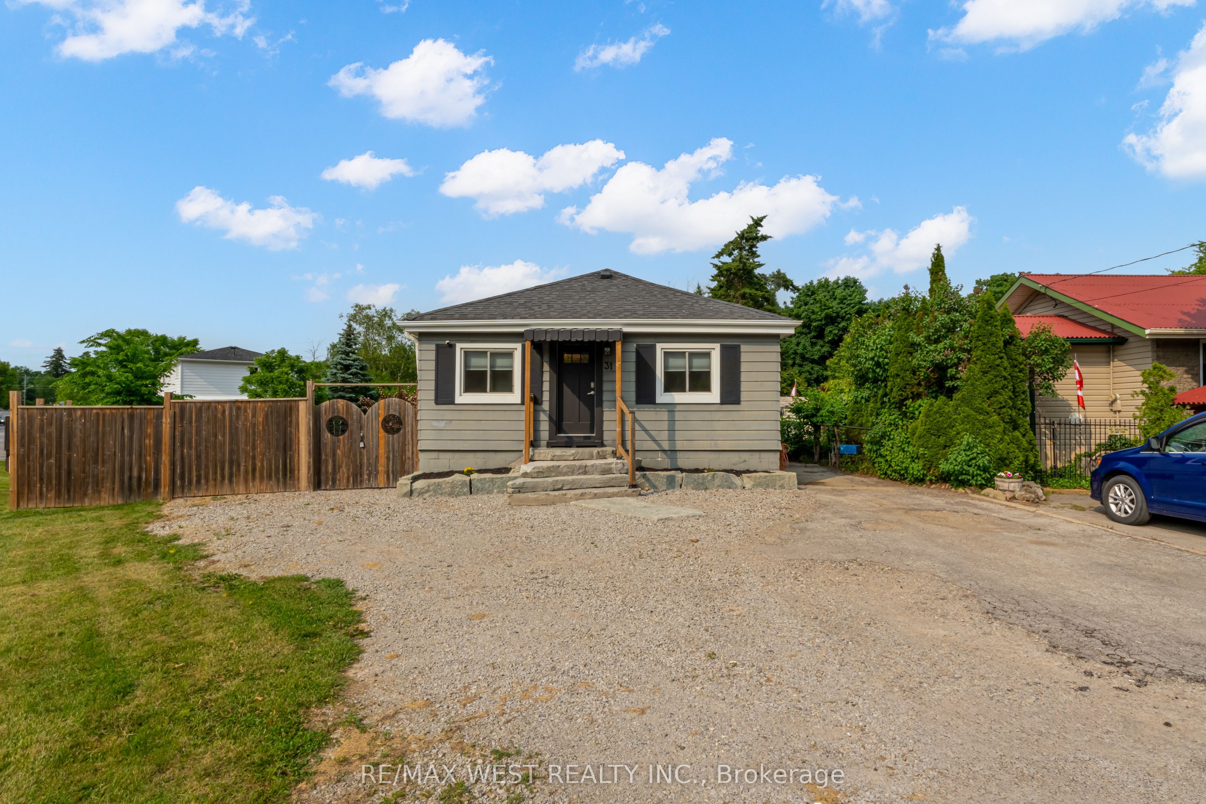 31 Beaver Street Property Photo 1