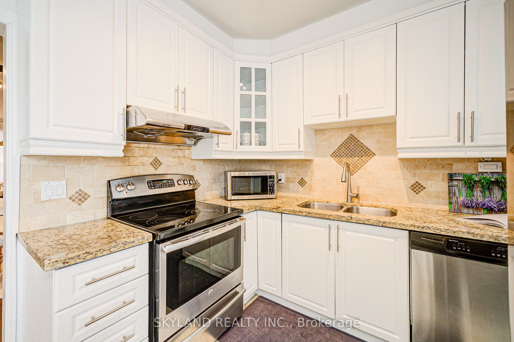 77 Shanly Street Property Photo 14