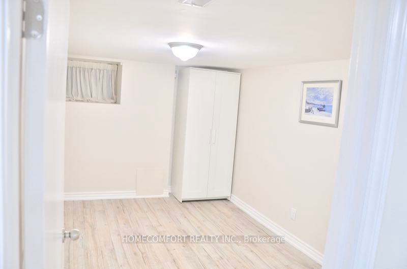 11 Pauline Avenue Lower Property Photo 12