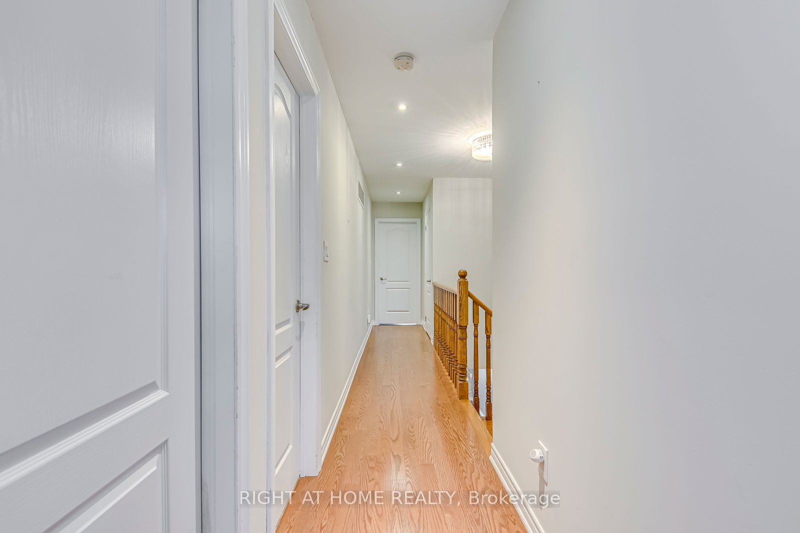 2374 Wasaga Drive Property Photo 21