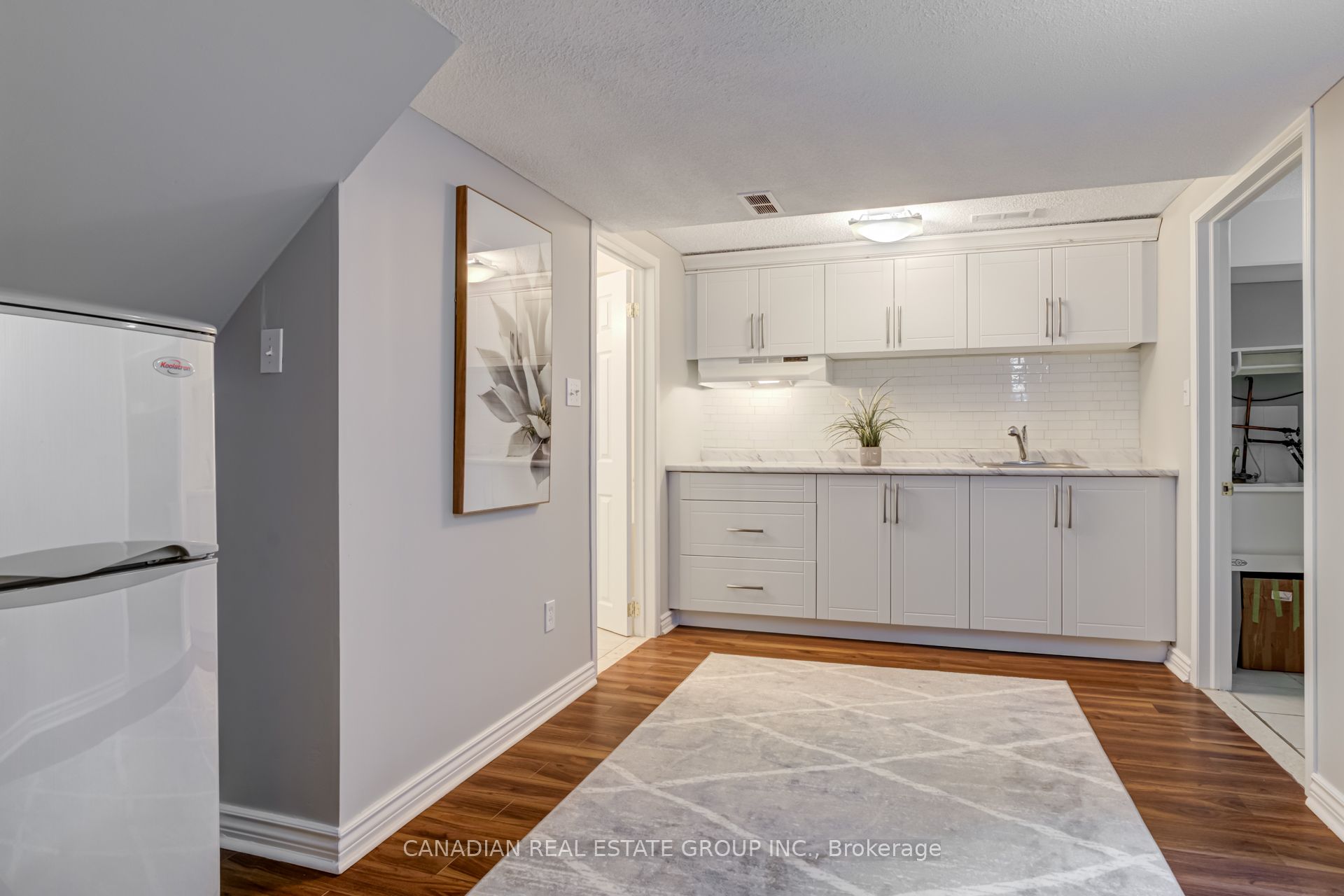 1148 Charlton Way Property Photo 24