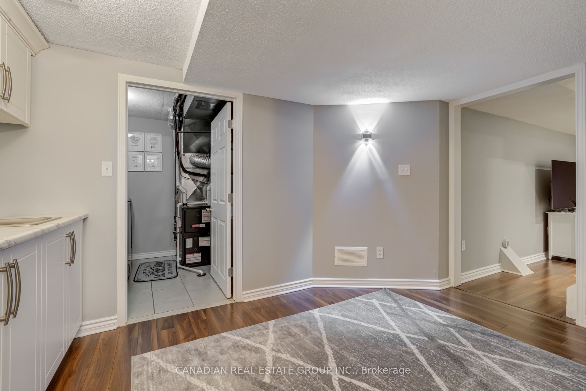 1148 Charlton Way Property Photo 25